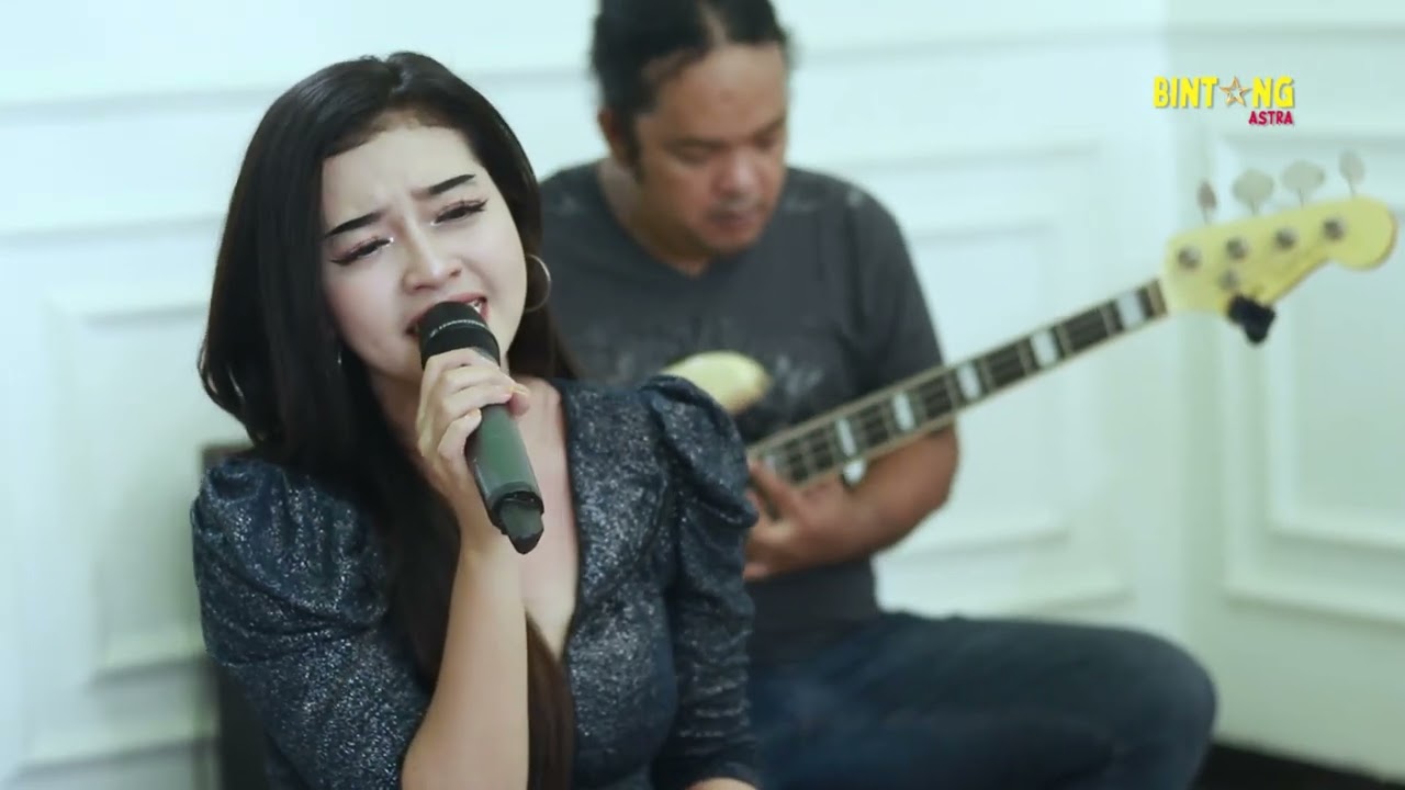 PEMBARINGAN TERAKHIR RIA AMELIA BINTANG Astra