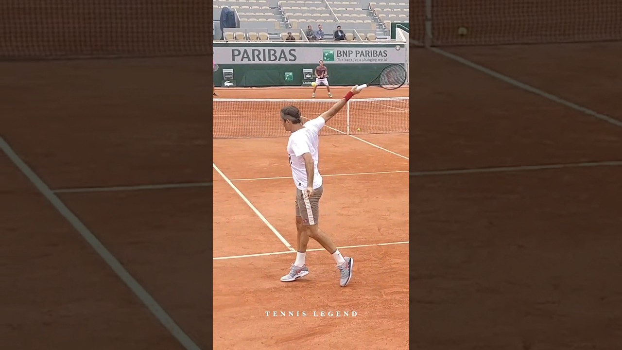 The most aesthetic shot in tennis. Who has the best one-handed backhand ? #tennis