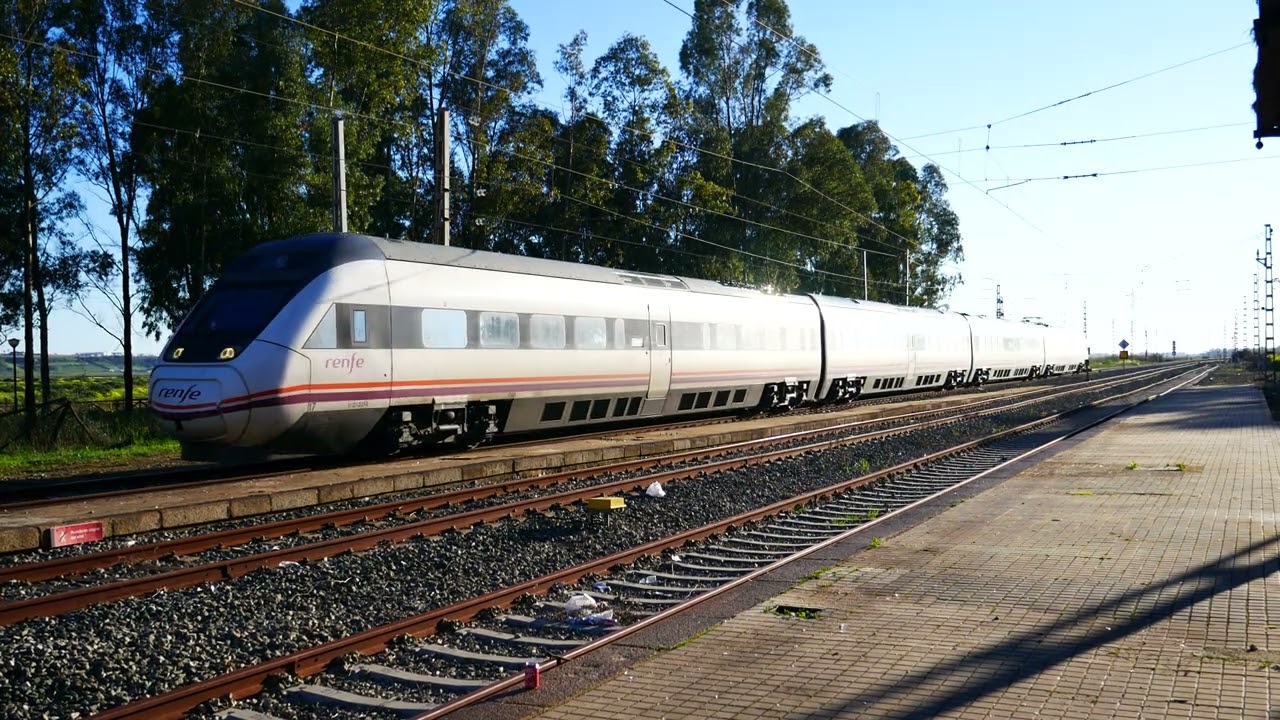 Intercity Huelva-Madrid pasando por San Juan del Puerto. 22 de febrero de 2026.