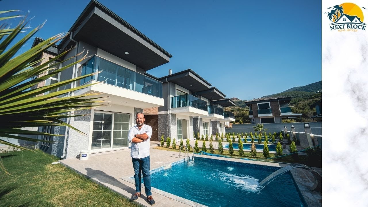 Kuşadası Güzelçamlı'da Özel Havuzlu Oturuma Hazır Satılık Villa #64