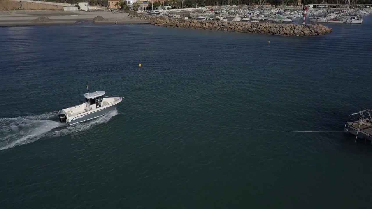 OCQUETEAU OSTREA 600 NAVEGANDO - NÁUTICA MAR MENOR