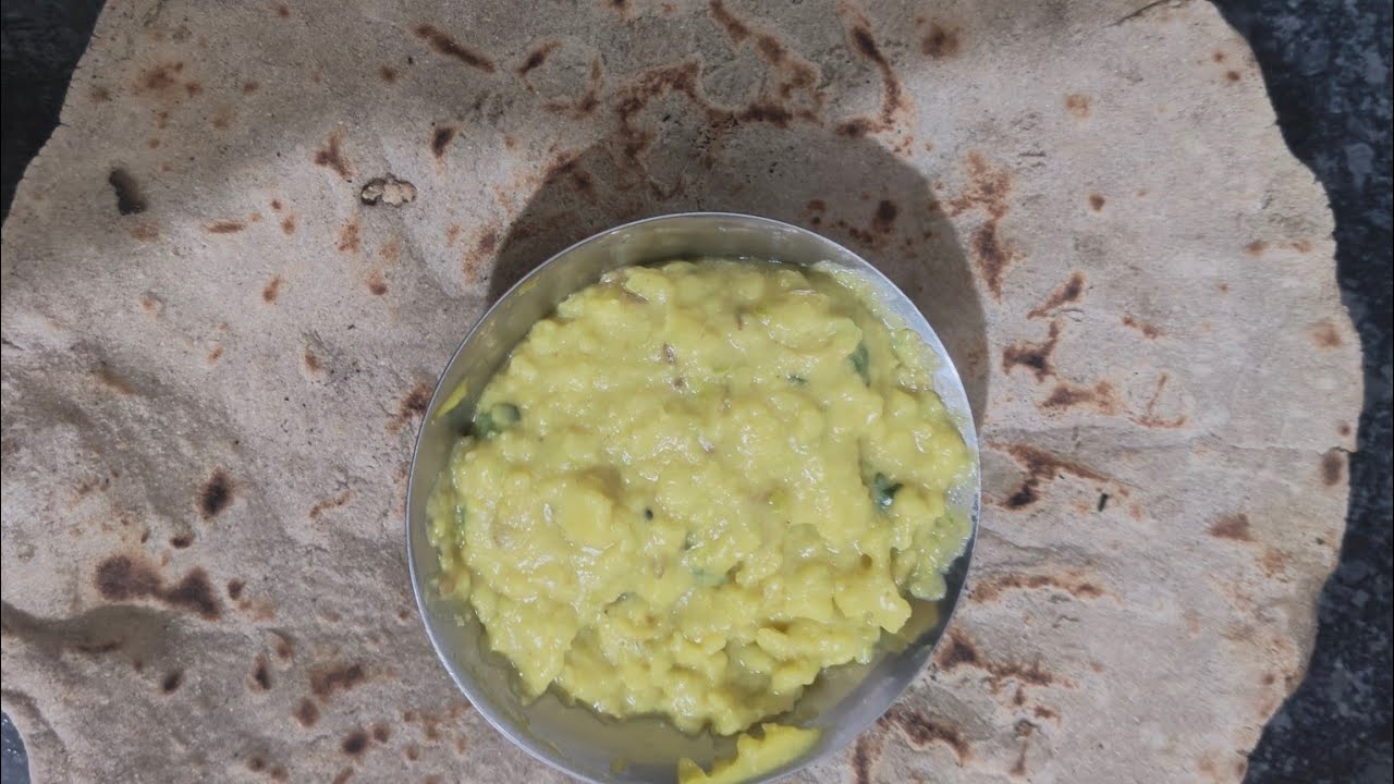 Maharashtra Famous Pitla Recipe 😋😋#youtube #recipe #food #pitla#video 