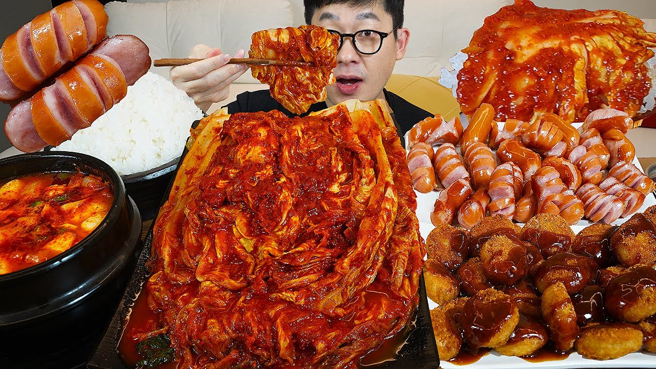 ASMR MUKBANGㅣSpicy Kimchi & Sausage & Mini pork cutlet & Soft Tofu StewㅣEATING SHOW