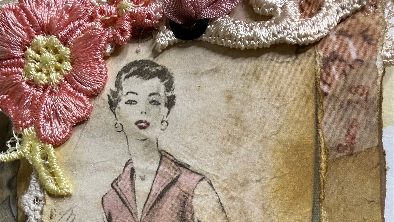 Let’s make tags!  #terrificthursdaycrafts #projectshareThursday @MaryEllen236 #journal #timholtz 