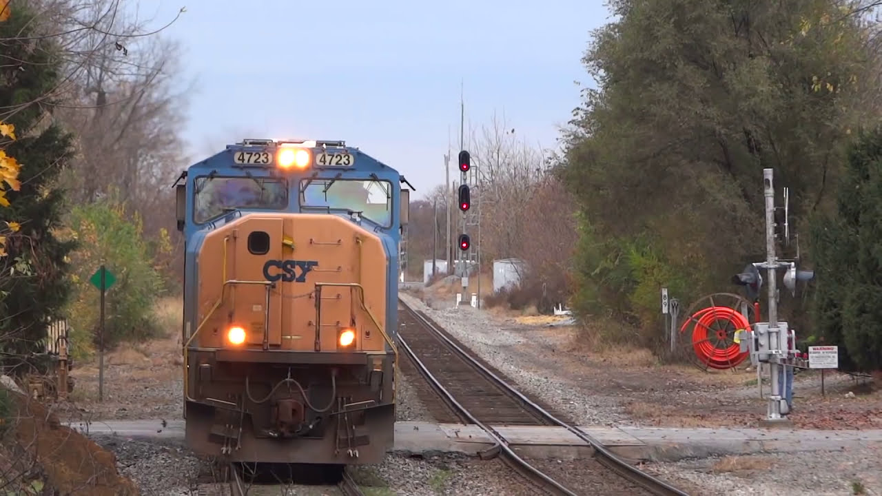 CSX X790 Train With Lots Of Engines