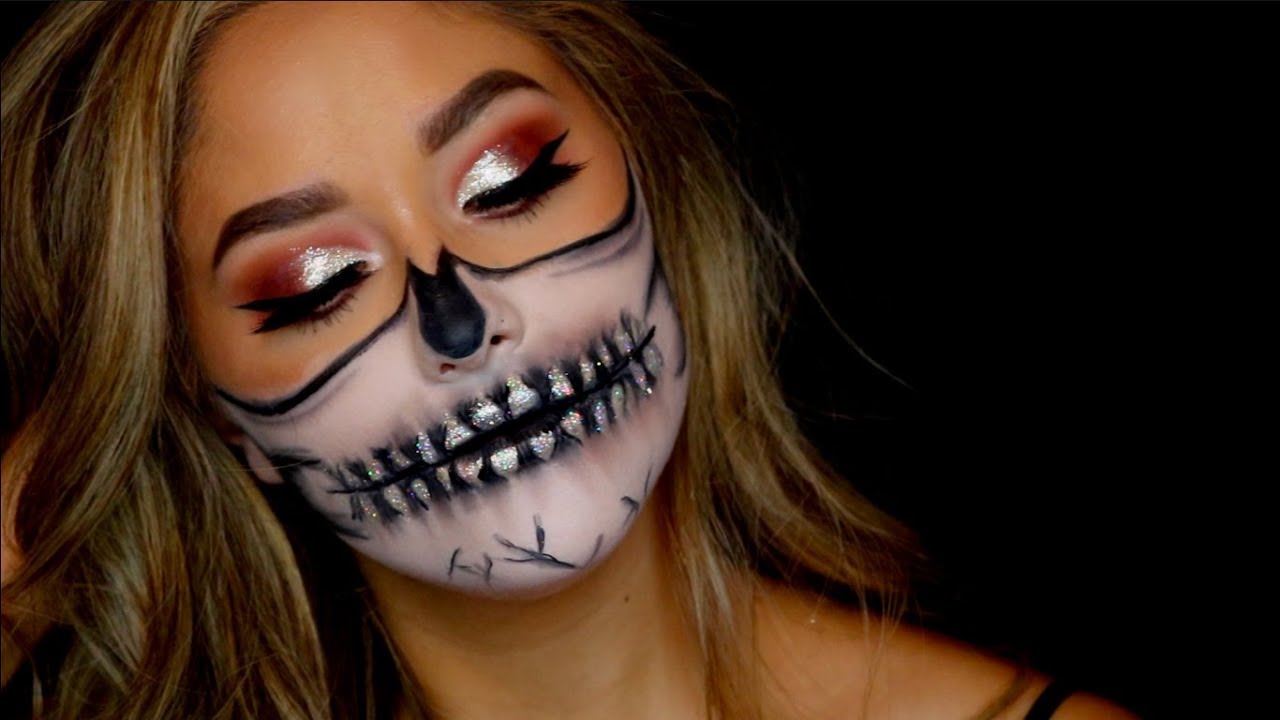 HALF SKULL MAKEUP TUTORIAL | GLITTER GLAM