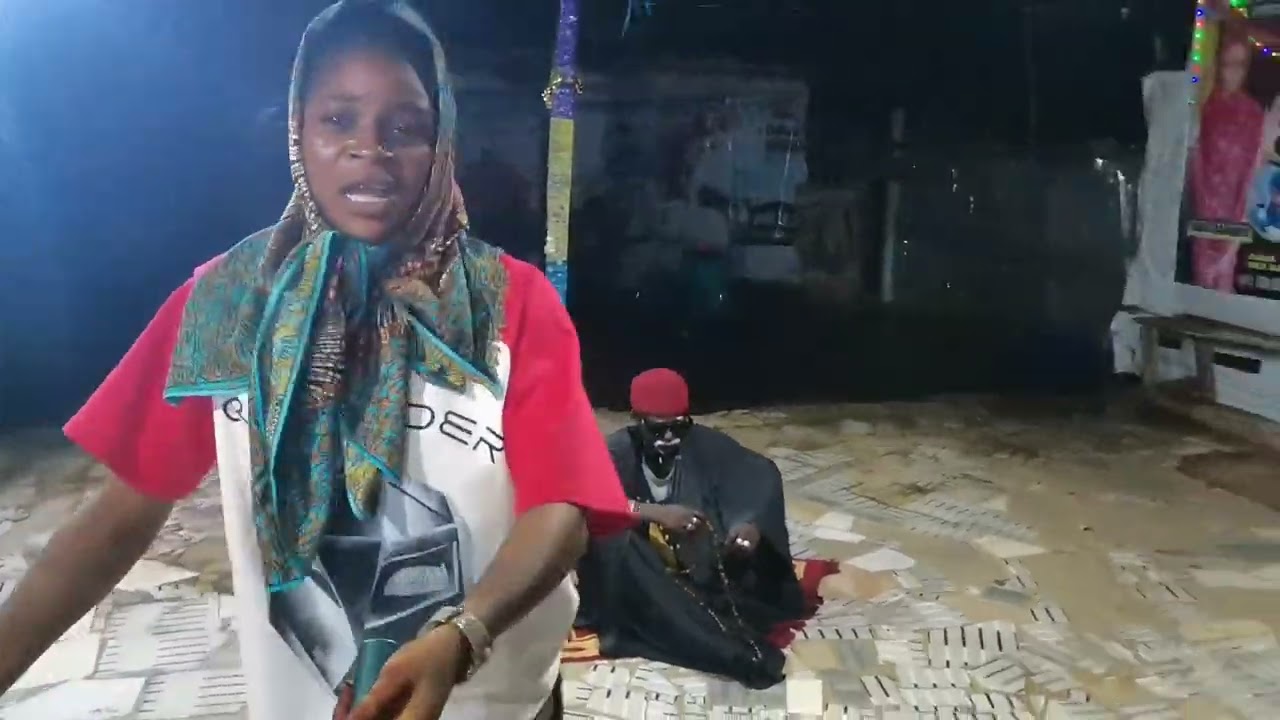 Ku kalli murja taraba cikin sabuwar umar shariff a gidan sarauta oko market da m sani da bangis👆👆👆👆