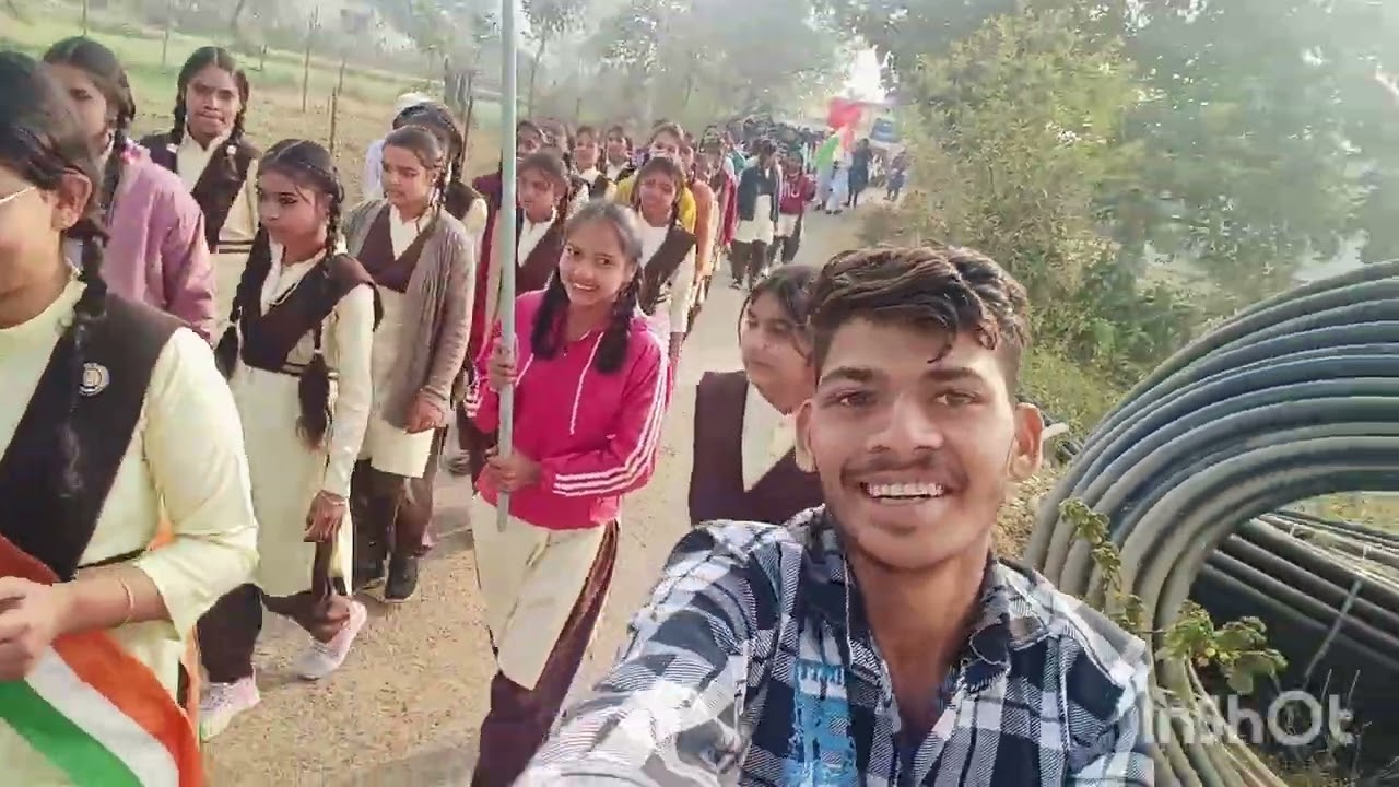 गणतंत्र दिवस ‌26 जनवरी 2026 तिरंगा रैली शासकीय उत्कृष्ट उच्चतर माध्यमिक विद्यालय मोहगांव जिला मंडला 