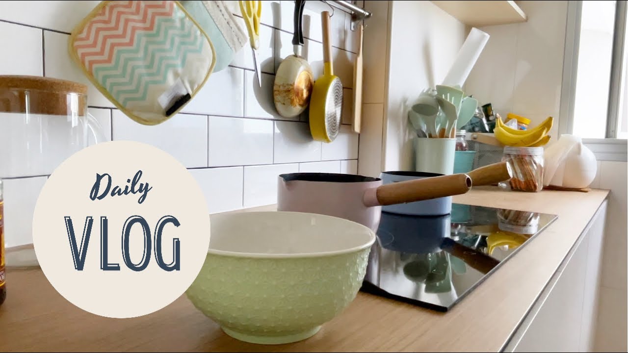 Simple everyday life: Daily vlog - Simple spinach mushroom pasta, Korean bibimmyeon, banana bread