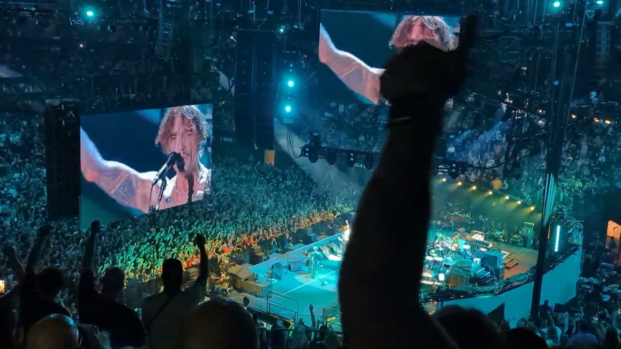 The Darkness I Believe In A Thing Called Love | Taylor Hawkins Tribute Concert 9.27.22