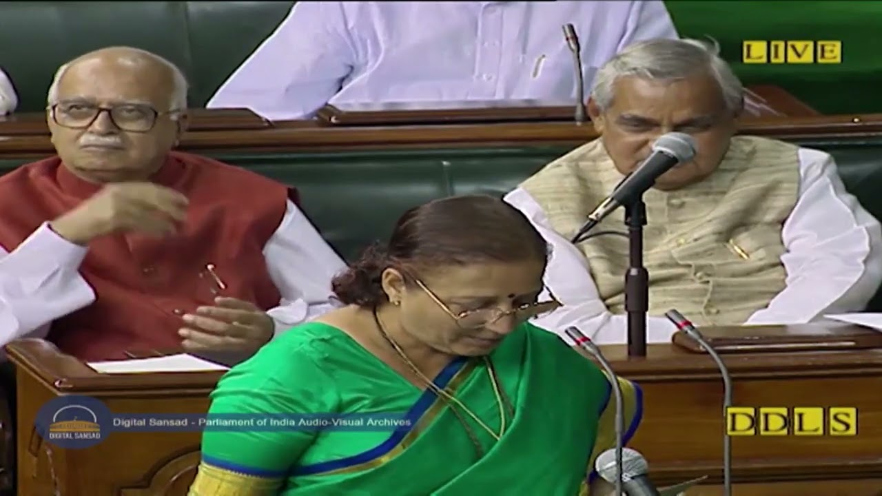 OATH OF SUMITRA MAHAJAN TAI FOR 13th LOK SABHA IN 1999