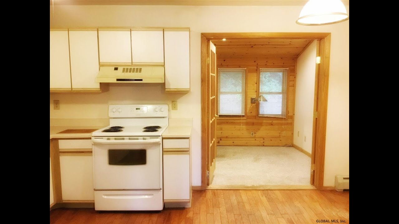 Home for sale - 30 WARSAW AV 7, Mechanicville, NY 12118