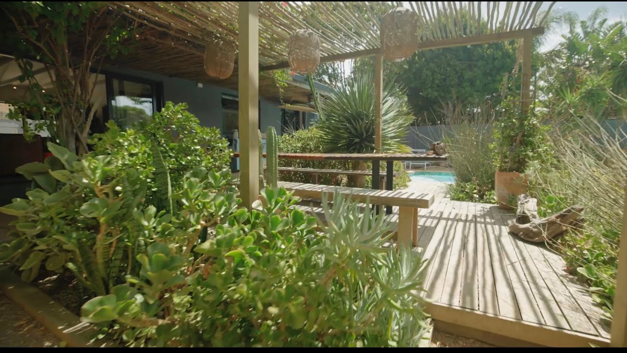 10 WEAVERS END | Video Walkthrough