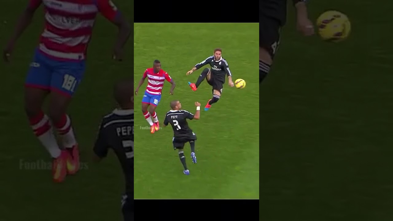 Pepe vs Ramos😧