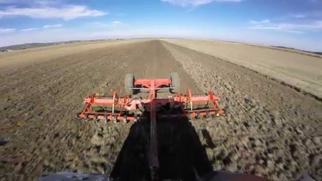 Sz&aacute;nt&aacute;selmunk&aacute;l&aacute;s - Ploughing tilth (MTZ 1025&G&uuml;ttler) [GOPRO]