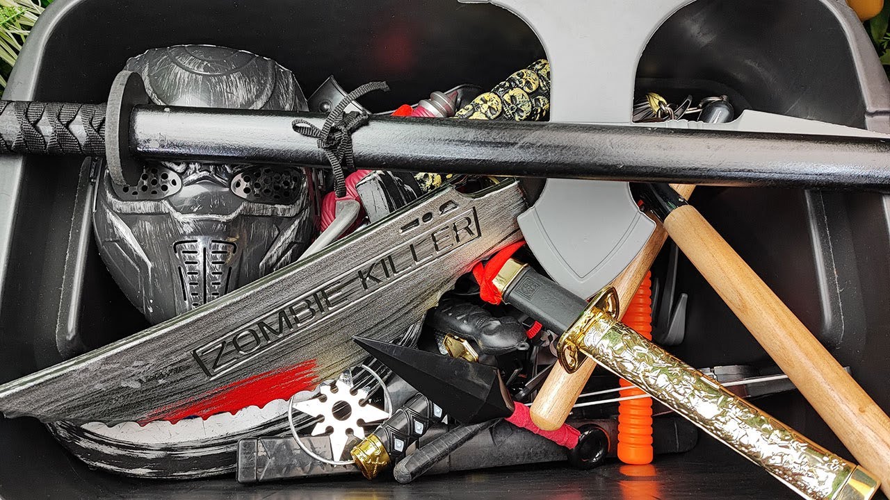 Ninja Guns Toys  & Equipment ! Shuriken,Nunchucks,Swords,Sai,KUNAİ ...