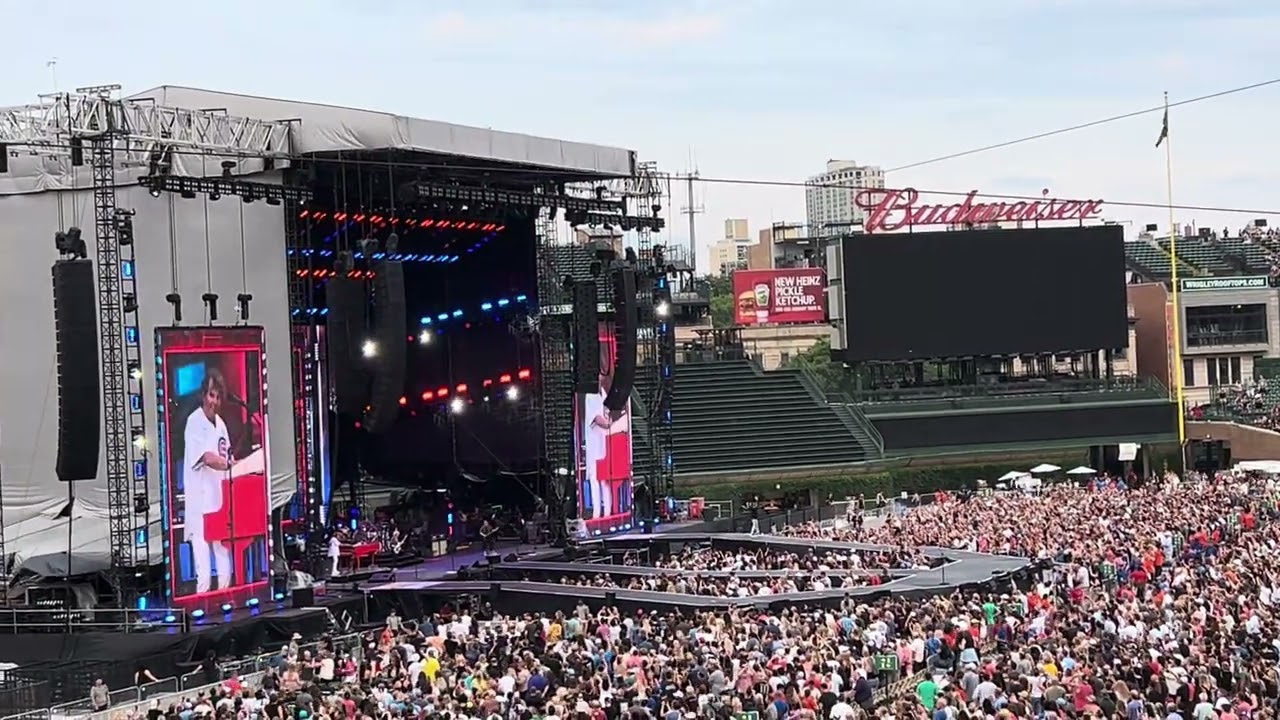 Journey - Don't Stop Believing - Wrigley Field - Chicago IL - 7.15.24
