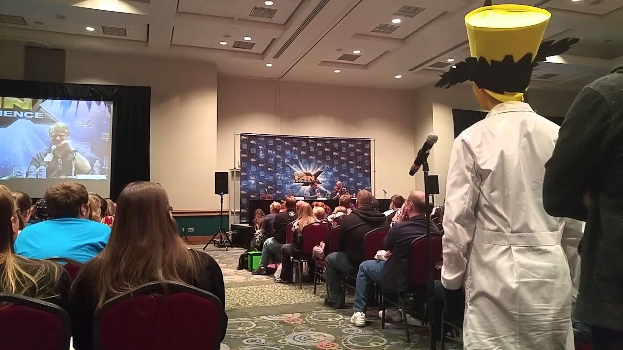 Andrew talks to Bill Farmer and Tony Anselmo (Goofy and Donald Duck)