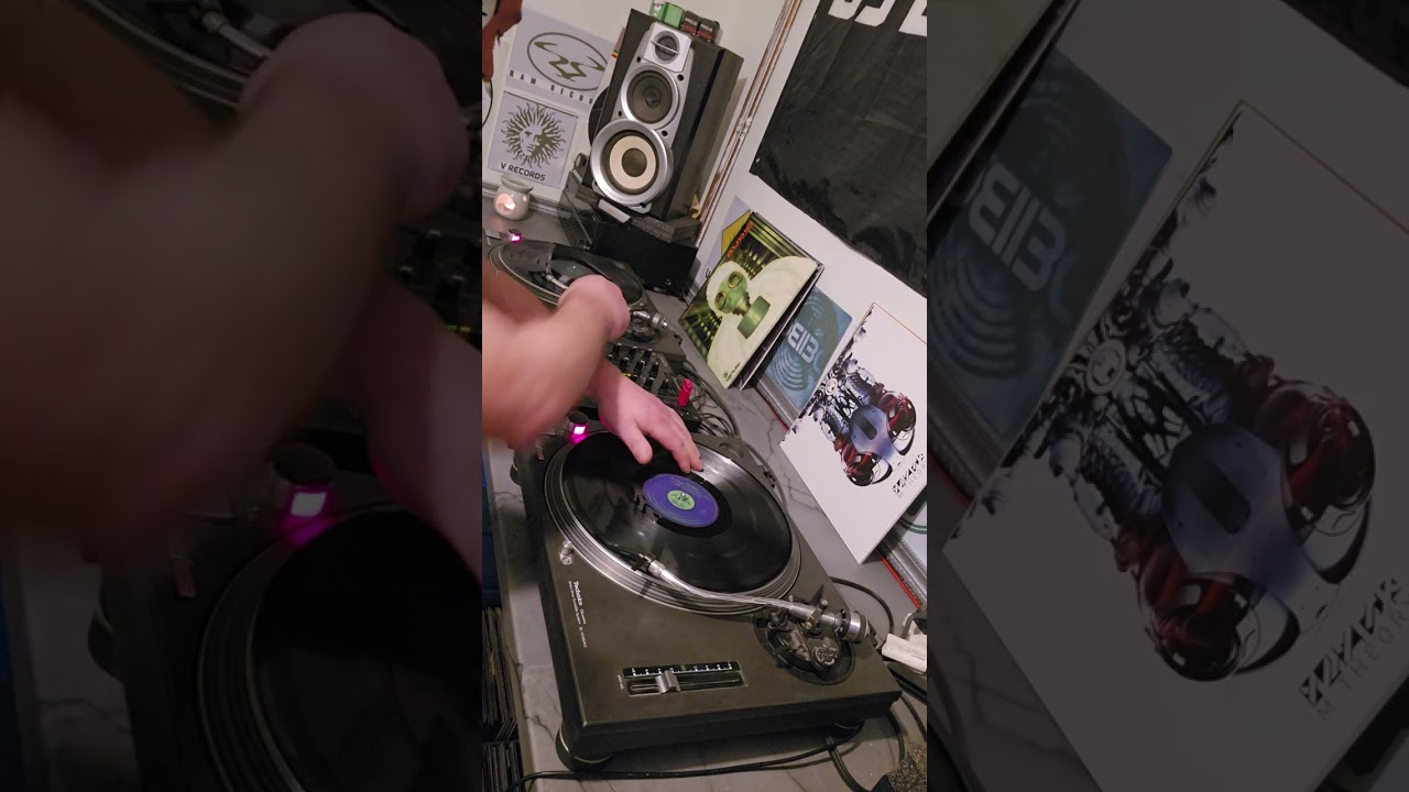 30 Minutes of vinyl dnb Carnage #dnb #drumandbass #music #dj #vinyl #audio 