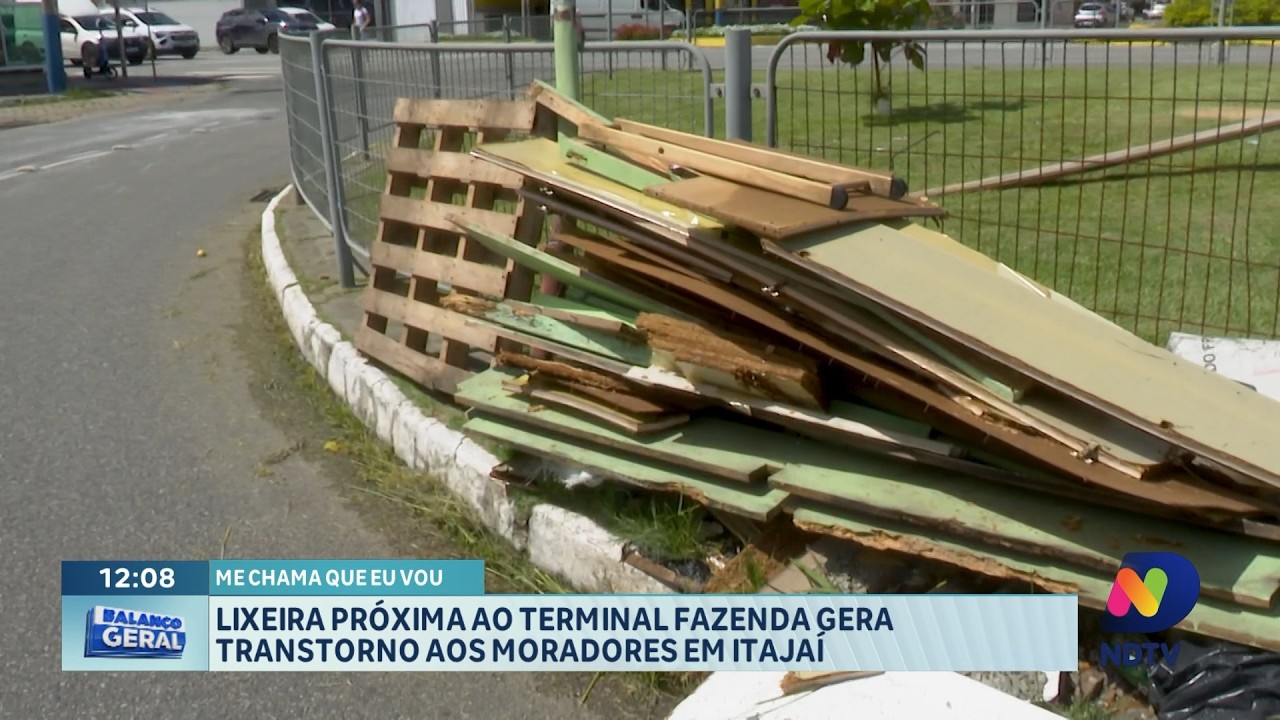 Lixeira perto do Terminal Fazenda causa transtornos