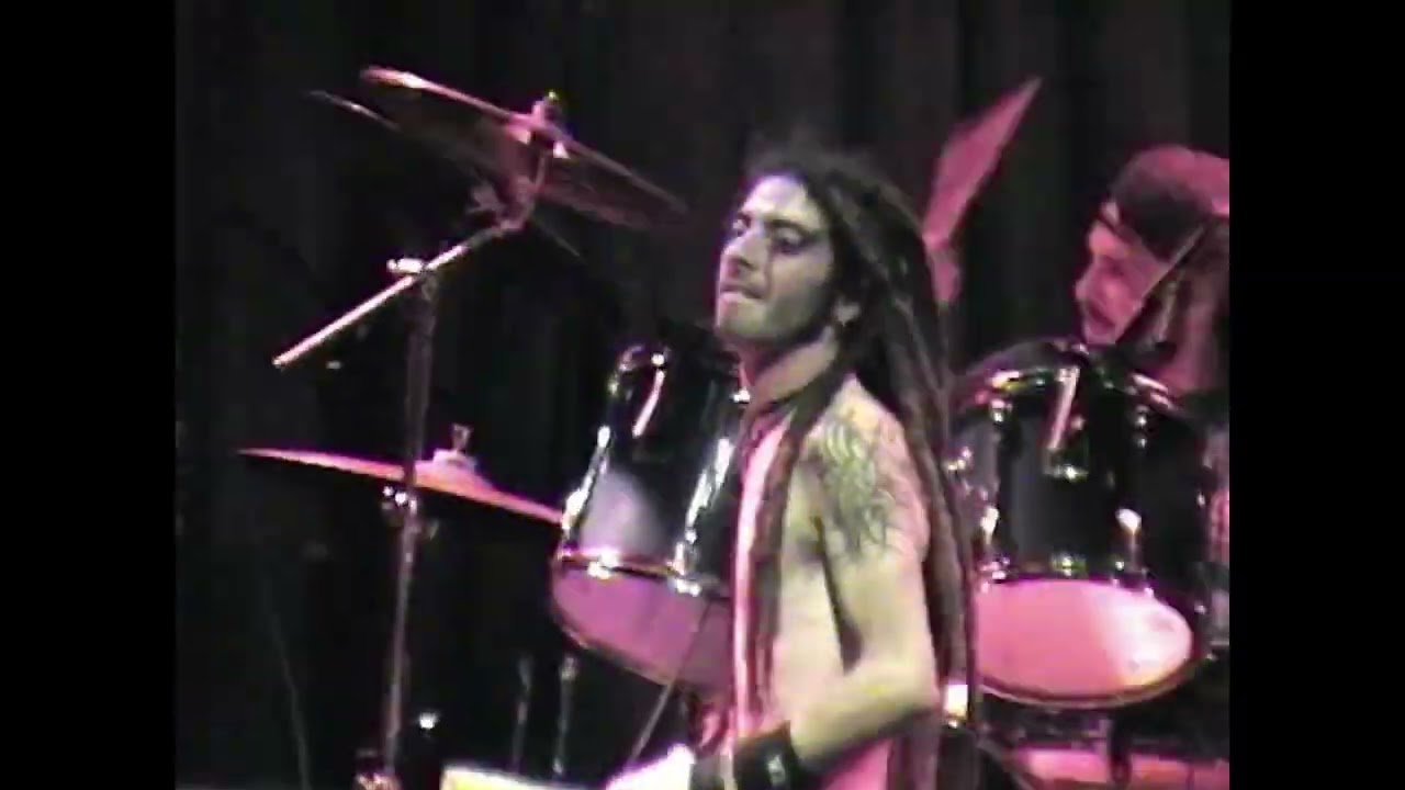 XKrude en vivo (Back to School 2004) Stgo Chile