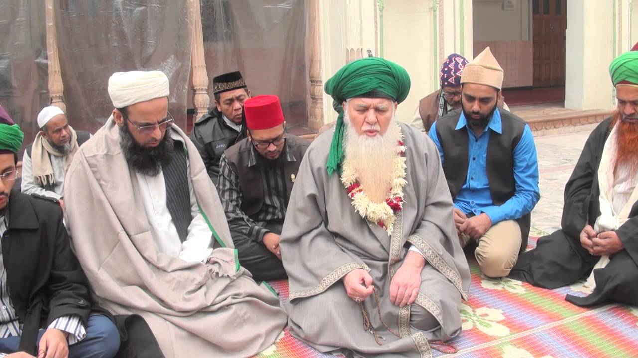 Mawlana Shaykh Hisham Kabbani: Ziyaras Sayyidina Habibullah (q) & Sayyidina AbdAllah ad-Dahlawi (q)