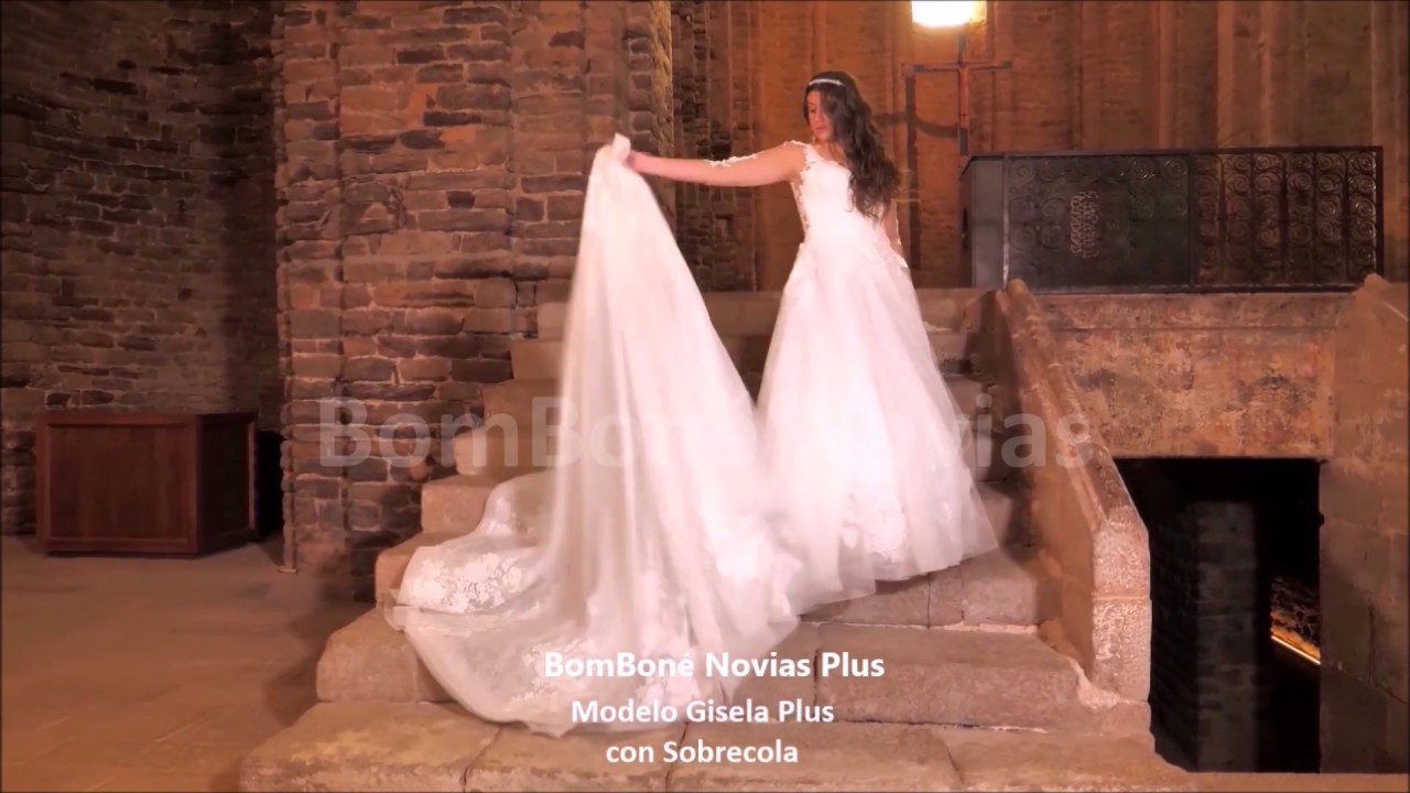 Sacando la Sobre-Cola desmontable del Modelo Gisela Plus.