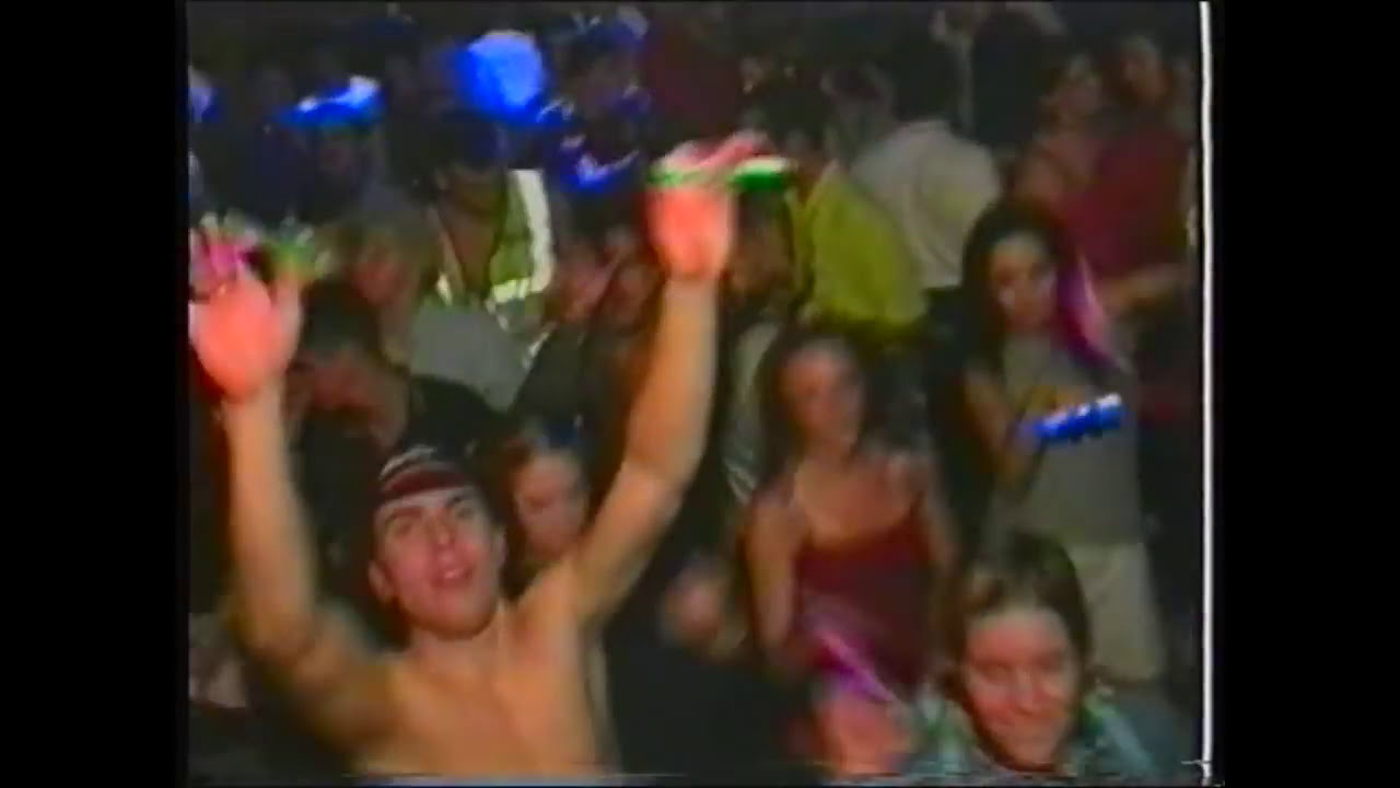 DJ Slipmatt & MC Charlie B live @ Slammin Vinyl (Bagleys 12/11/99)