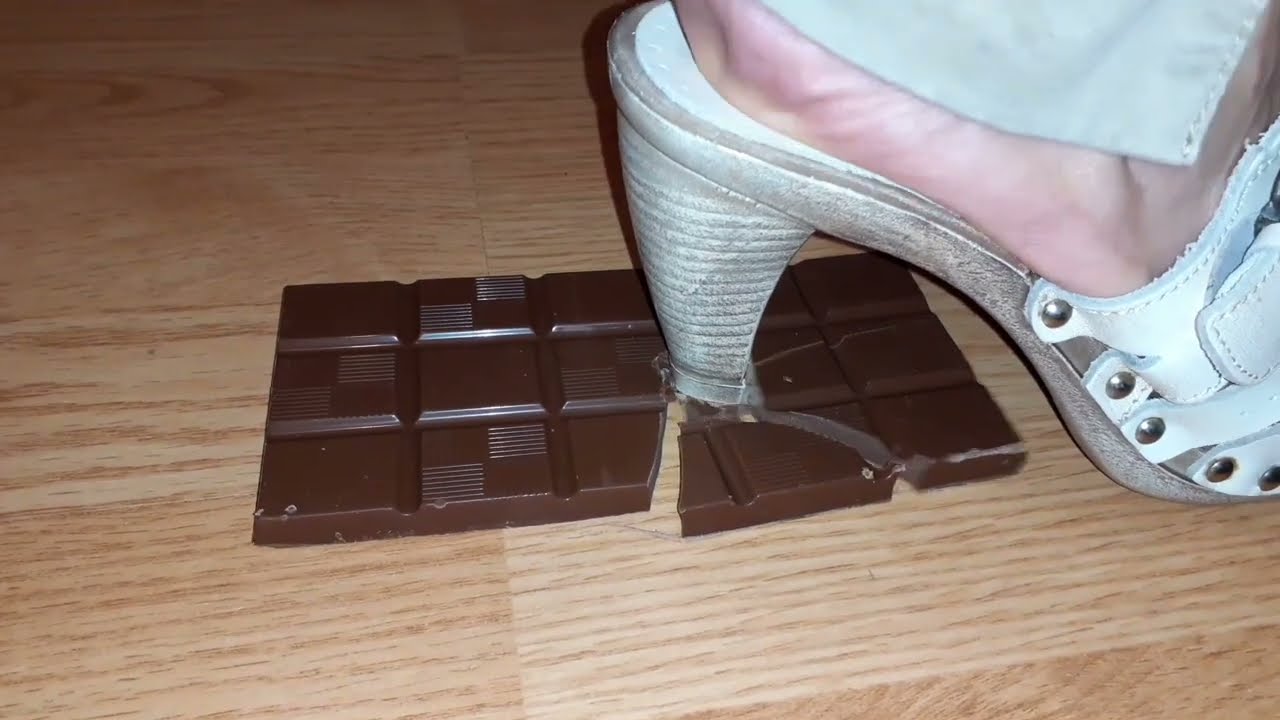 Experiment with heels - Crushing chocolate