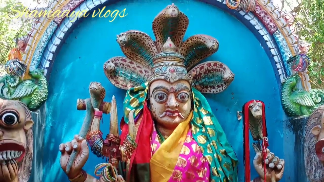 அறந்தாங்கி, துரையரசபுரம் அருள்மிகு ஸ்ரீ காதமறவர் காளியம்மன், அடைக்கலம் காத்த அய்யனார் திருக்கோவில்.