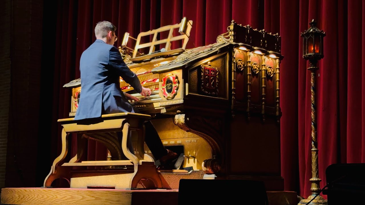 Mark Herman at the 3/18 Barton Theatre Pipe Organ - CICATOS December 2024 Social - Warren PAC
