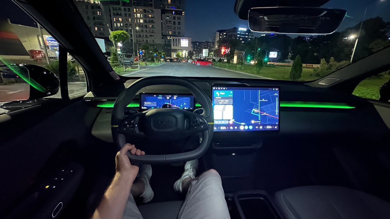 Lynk & Co 02 Night Test Drive POV