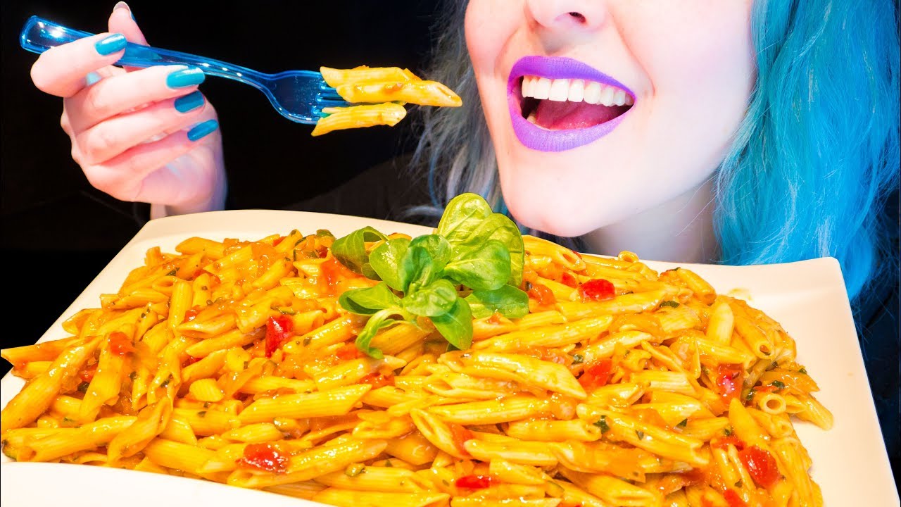 ASMR: Huge Penne Pasta Salad Mountain & Green Salad | 1.4kg Pasta Fail ~ Relaxing [No Talking|V] 😻