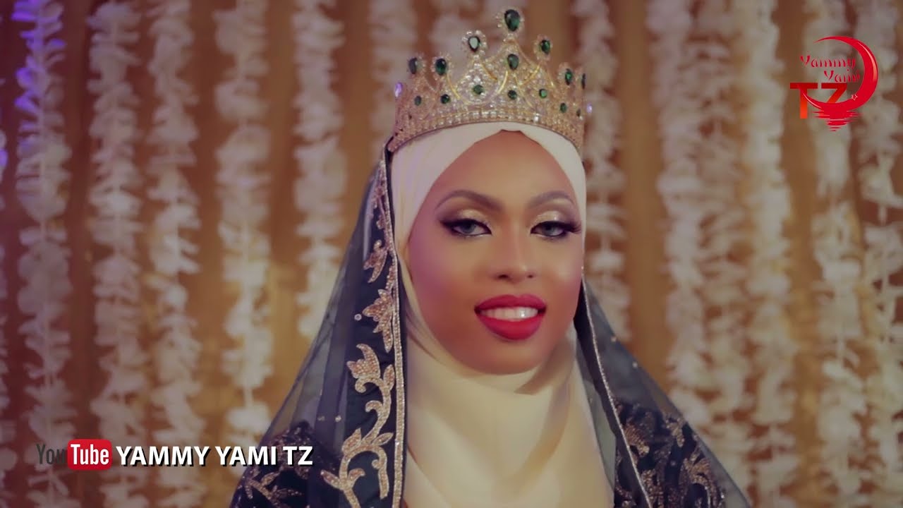 UKHTY ADILA ASHINDWA KUJIZUIA AMWAGA MACHOZI KWA HII