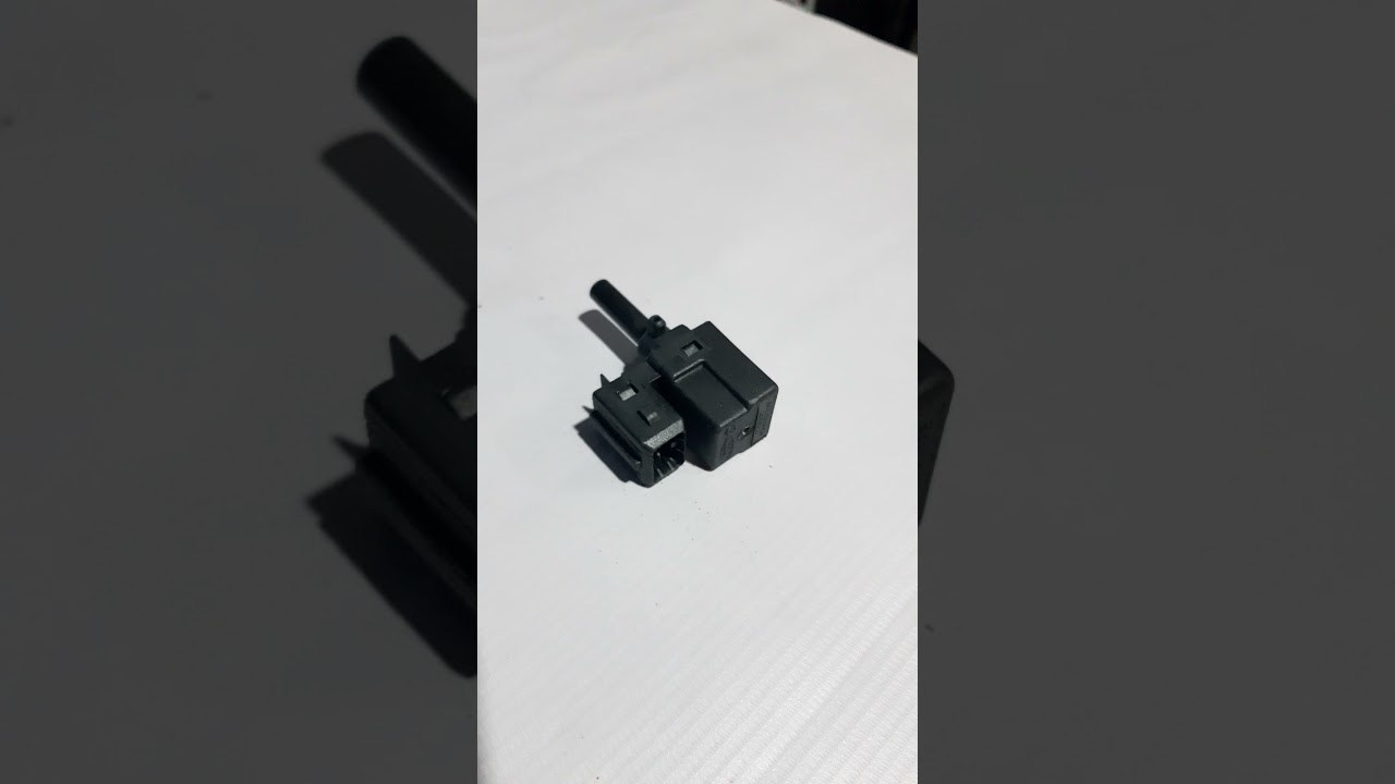Interruptor Pedal Embreagem Ford Fiesta 1.0 endura-e ano 1997