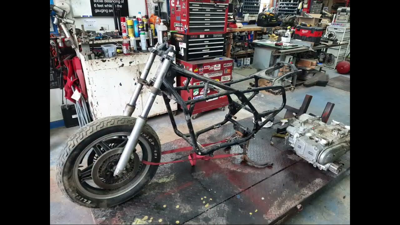 SOT/D GL1100