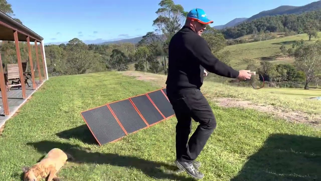 Itechworld 300w solar Blanket Test with the Thunder 240w Glass Panel & VoltX 200W.   The winner is?