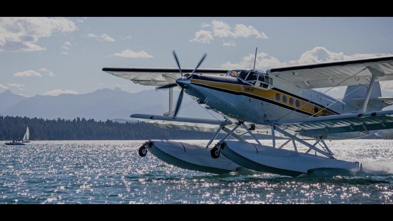 Antonov AN-2 on Amphib Floats
