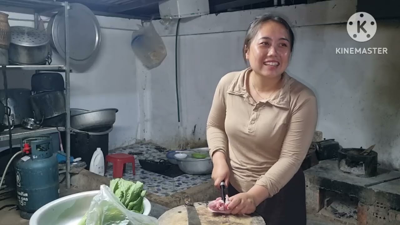 Ua hmo rau peb noj 