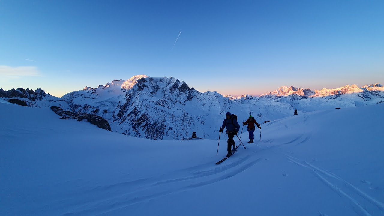 Ski de rando : Petit Vélan 3203 m - couloir Ouest