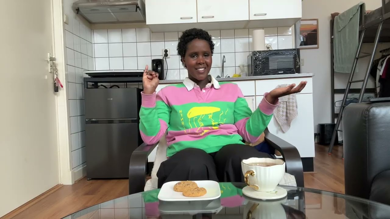 Aisha Learns how to do an intro