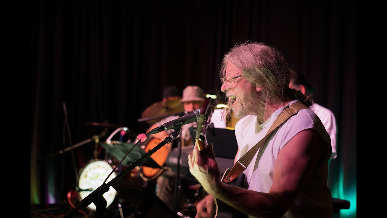 Franz de Bÿl & Band play 