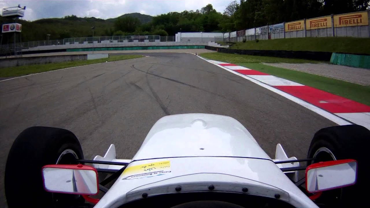 Formula Renault Varano de Melegari on board crash