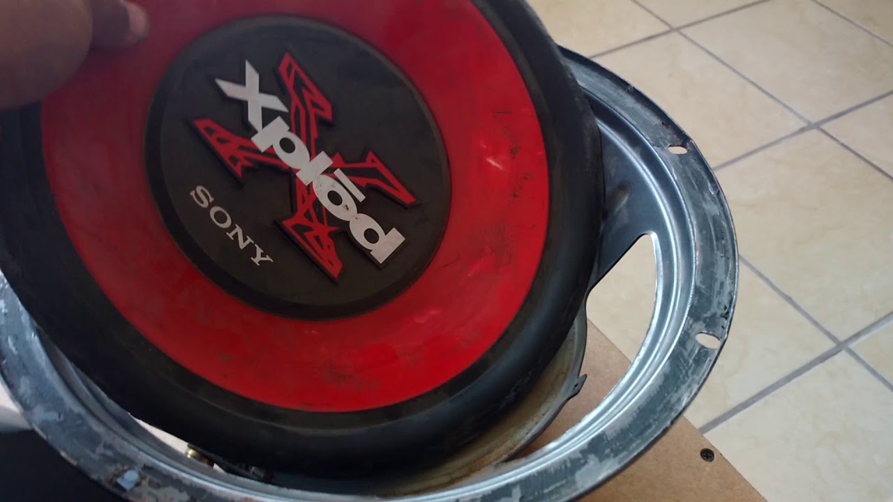 Sony Xplod q hay detras