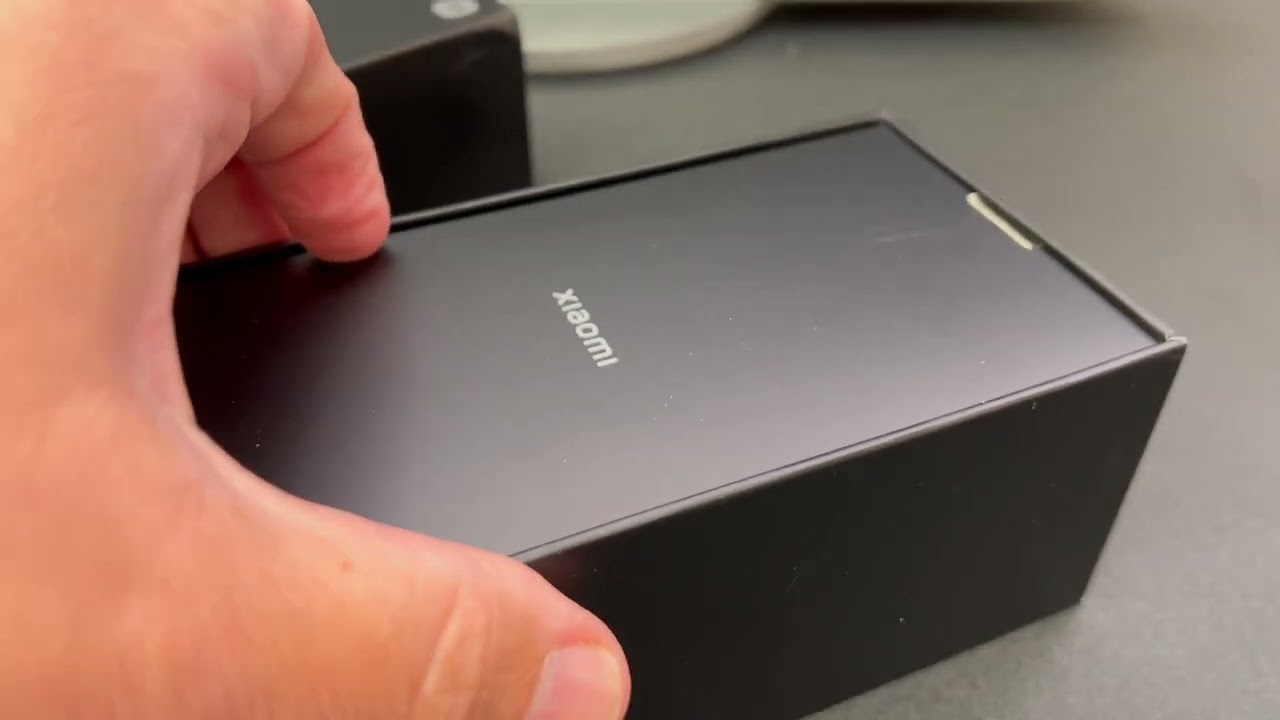 XIAOMI 12S ULTRA 5G Unboxing Video &ndash; in Stock at www.welectronics.com