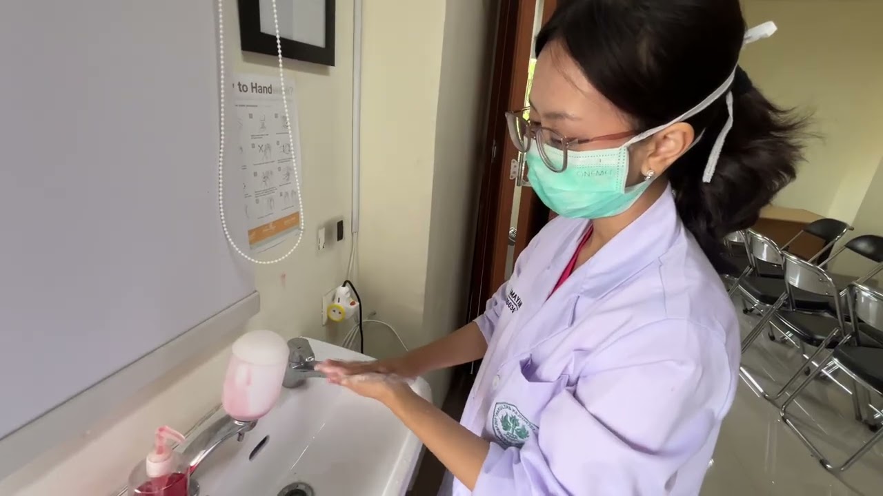 VIDEO ADEMS WEEK 7_UNIVERSAL PRECAUTION_DARIN DAMAYANTI_250010035