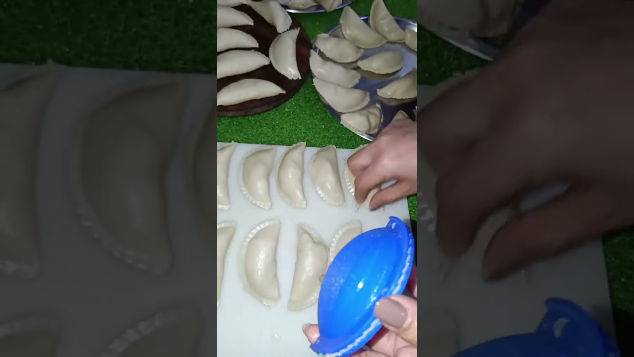 #Holi pre preparation special gujiya#short live#like_share_subscribe_comment