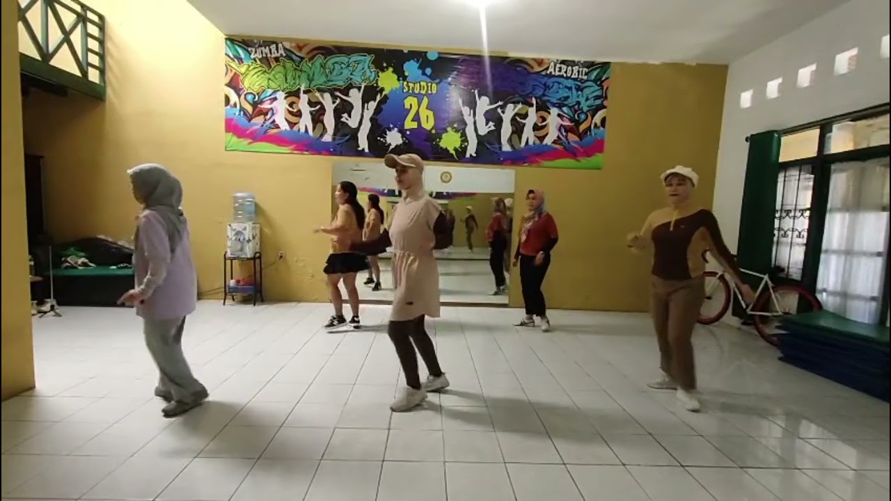 WAINANI LINE DANCE, DEMO BY NOURISH SQUAD, CHOREO CAECILIA M. FATRUAN