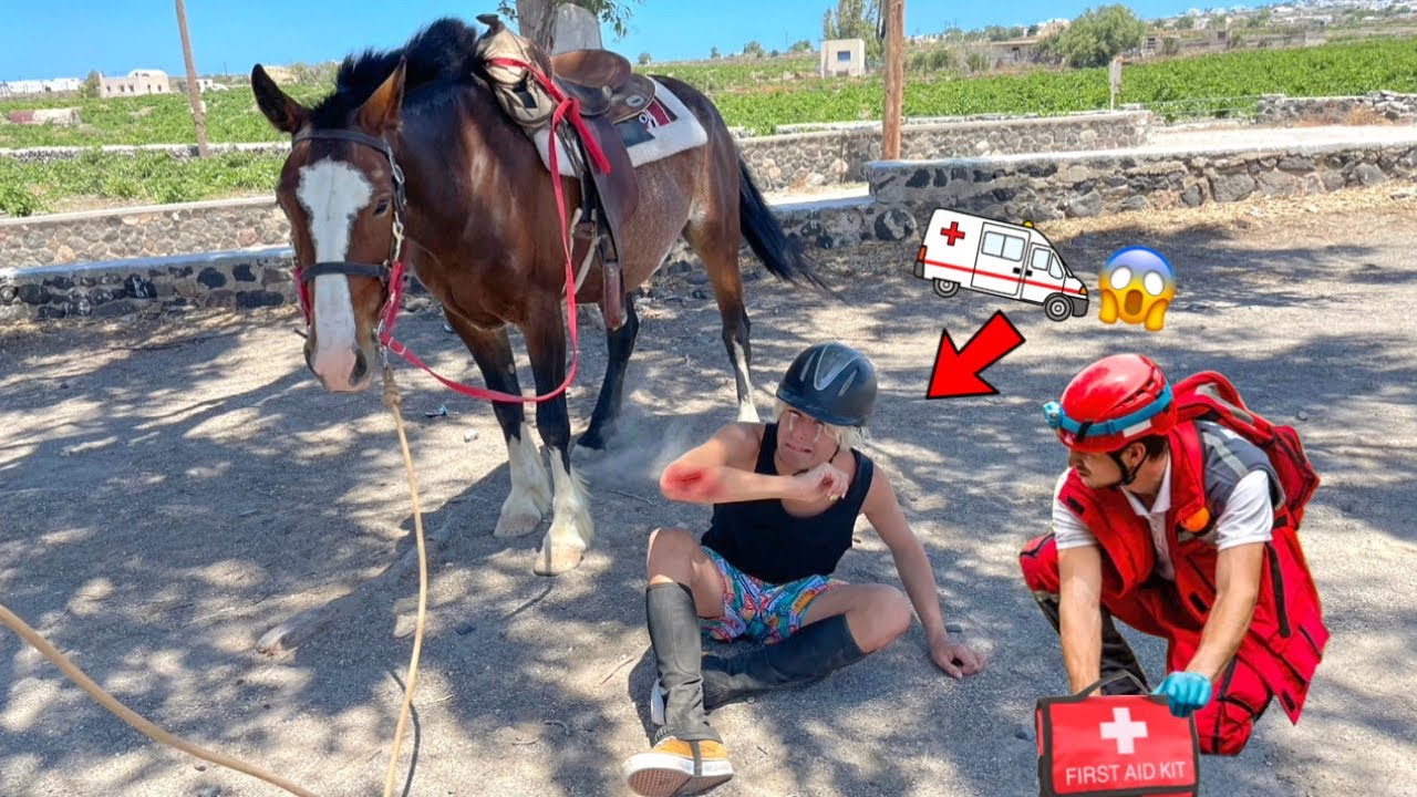 ANTO CADE E SI FA MALE MENTRE VA SUL CAVALLO PER LA PRIMA VOLTA!! *chiamiamo i soccorsi*