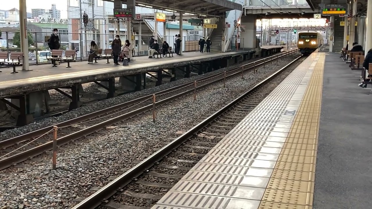 117系E-07編成普通岡山行き東福山駅入線